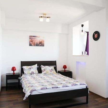 Ultracentral Cozy Apartment Near Old Town Bucarest Exterior foto