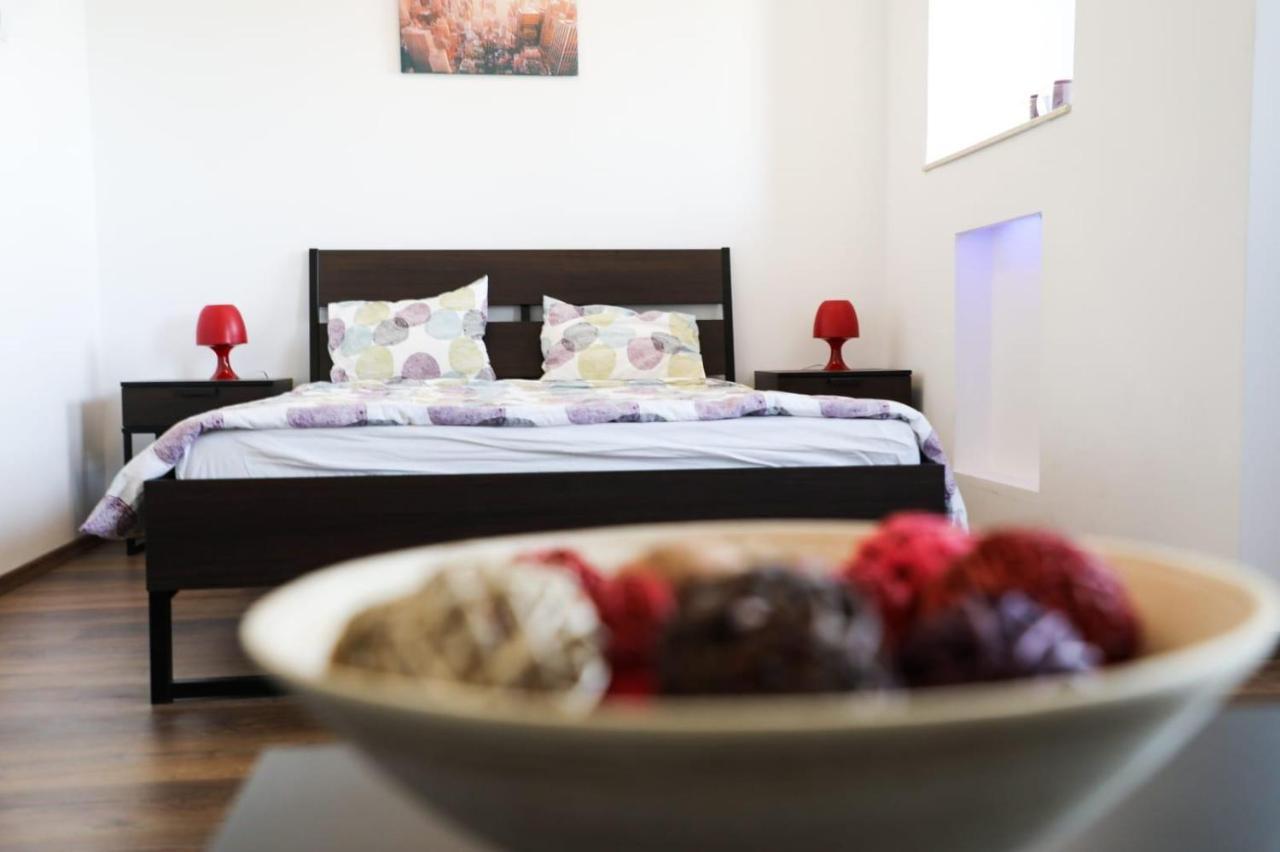 Ultracentral Cozy Apartment Near Old Town Bucarest Exterior foto